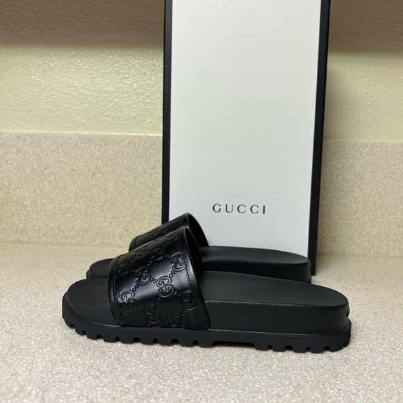 Gucci Guccissima Monogram Lug Sole Slide Sandal Black 6G / 7US - Picture 3 of 8